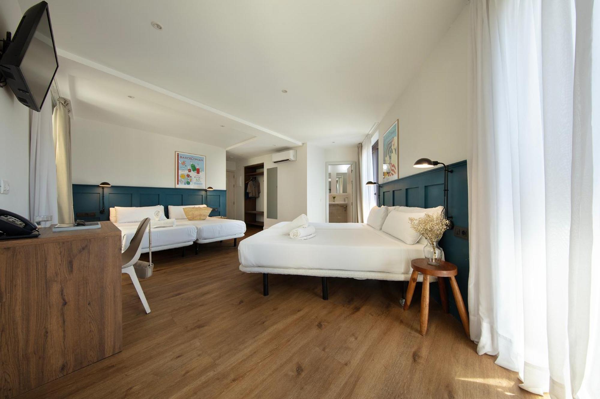 Som Nit Port Vell Hotel Barcelona Bagian luar foto